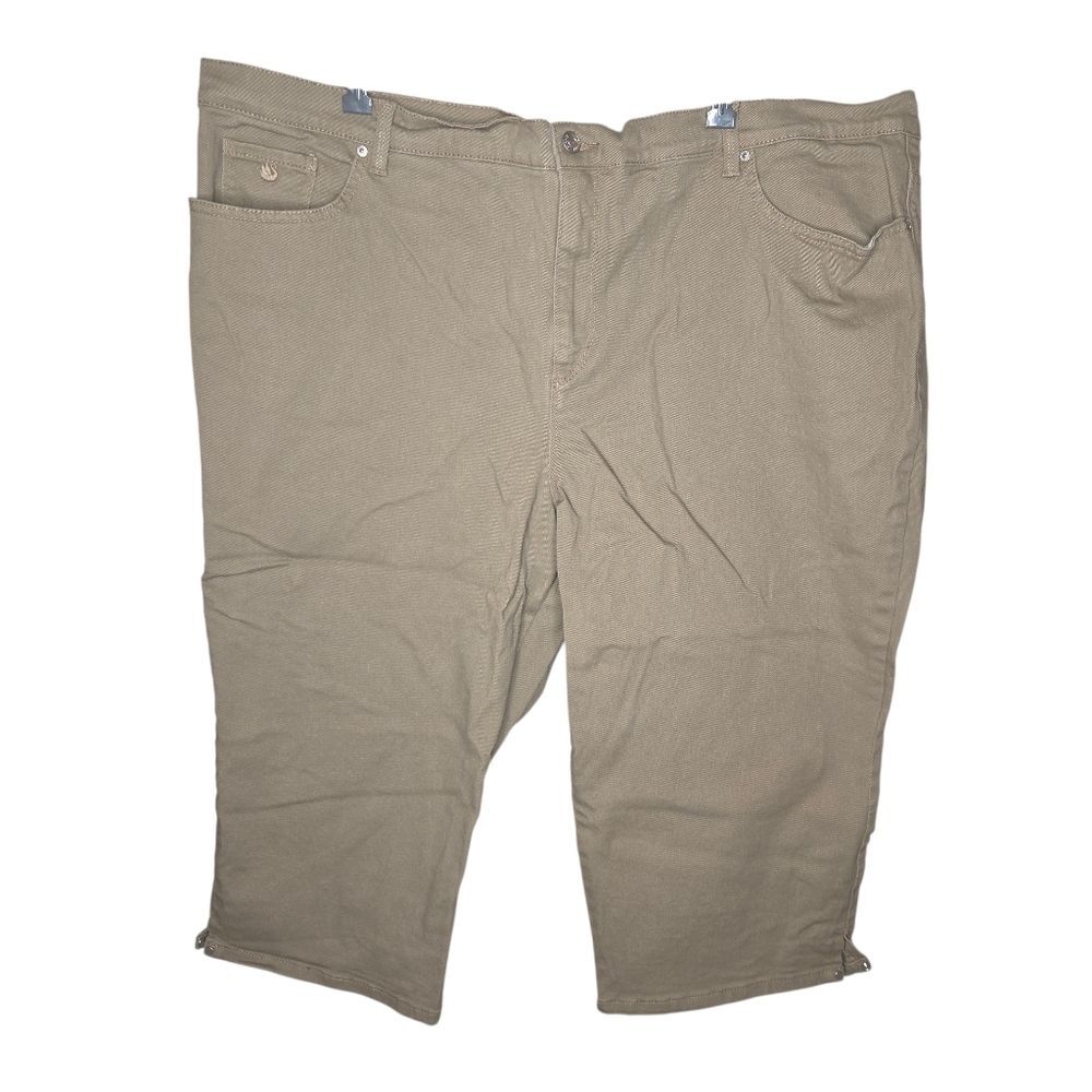 Gloria Vanderbilt Classic Tan Amanda Capri Pants Stretch 24w